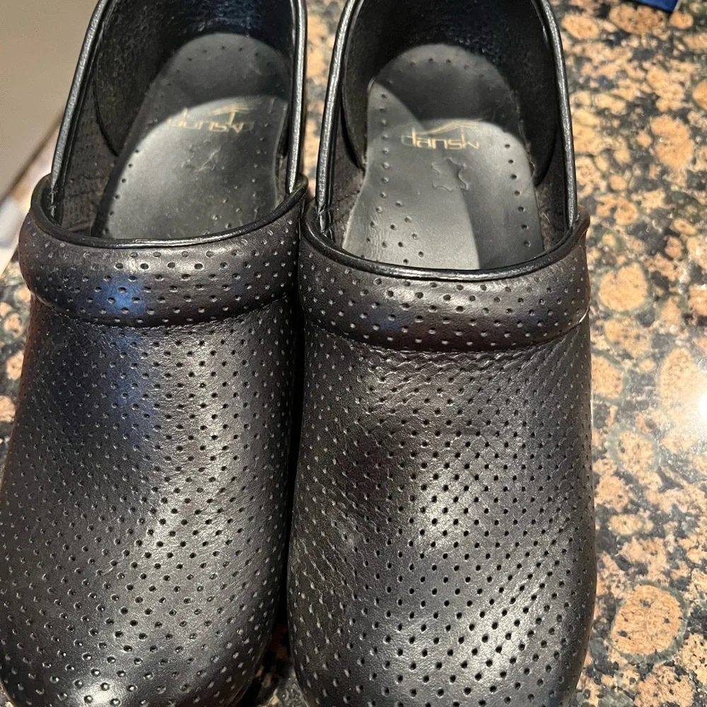 Dansko women’s Black Perforated clogs - Picture 1 of 4